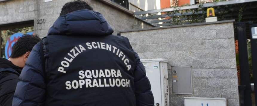 Una foto d’archivio della scientifica: l’unità è al lavoro anche sull’attacco al Piccolo