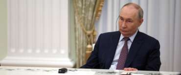 Putin, uno zar in declino: parata sottotono per il Giorno della Vittoria. Paura di attentati e malcontento