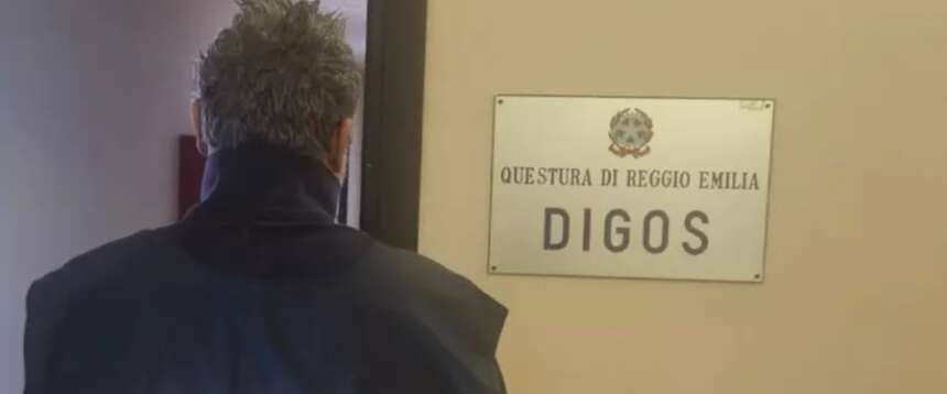 Reggio Emilia, arrestato un 22enne di origini marocchine: progettava un attentato per lo Stato islamico