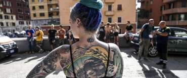 Tra unicità e omologazione: il tatuaggio vive una nuova vita fatta di contraddizioni e spirito del tempo