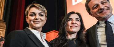 Francesca Pascale e Paola Turci. Al Teatro Carignano, di Torino, il 12 maggio 2023, l’evento di oltre 300 sindaci italiani per chiedere il riconoscimento dei bambini arcobaleno. L’evento “La Città per i Diritti”. ANSA/JESSICA PASQUALON
