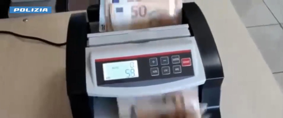 sgominata una banca illegale cinese 41 arresti per narcotraffico immigrazione clandestina e riciclaggio da Secoloditalia.it sgominata una banca illegale cinese 41 arresti per narcotraffico immigrazione clandestina e riciclaggio