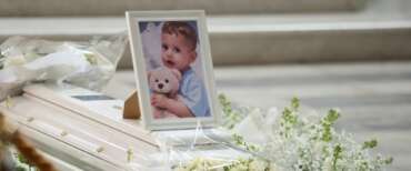 Morte del piccolo Domenico al Monaldi: sospesi due cardiochirurghi per falso e omicidio colposo
