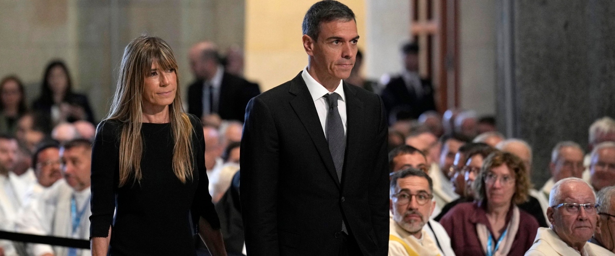 la moglie di sanchez a giudizio il giudice blinda la fuga passaporto ritirato e obbligo di firma pu242 scappare con la scorta da Secoloditalia.it la moglie di sanchez a giudizio il giudice blinda la fuga passaporto ritirato e obbligo di firma pu242 scappare con la scorta