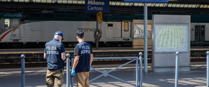 MILANO CERTOSA 22ENNE MORTO