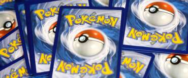 Svaligiato l’appartamento di un collezionista romano: bottino da 200mila euro tra carte Pokemon e di One Piece