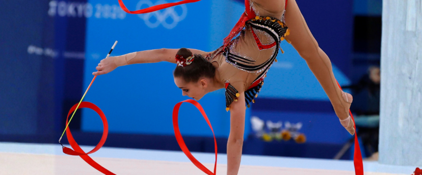 Coppa del Mondo di ginnastica ritmica in Romania: vietati inno e bandiera russa. Il Cremlino fa ritirare la nazionale