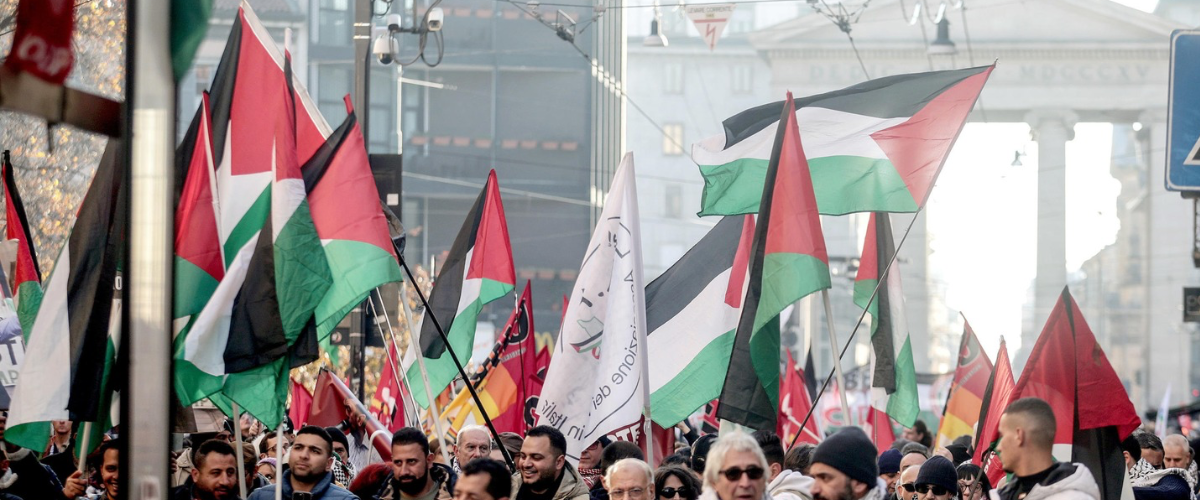 Milano migranti pro Pal Milano migranti pro Pal