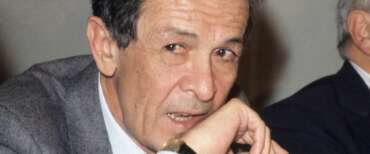 Berlinguer 42 anni dopo, la sinistra si distrae: non una parola. A ricordarlo solo la premier Meloni. Un segno dei tempi?