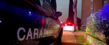 Auto piomba sui passanti a Varese: morta una 17enne, 3 feriti gravi. Fermato il conducente