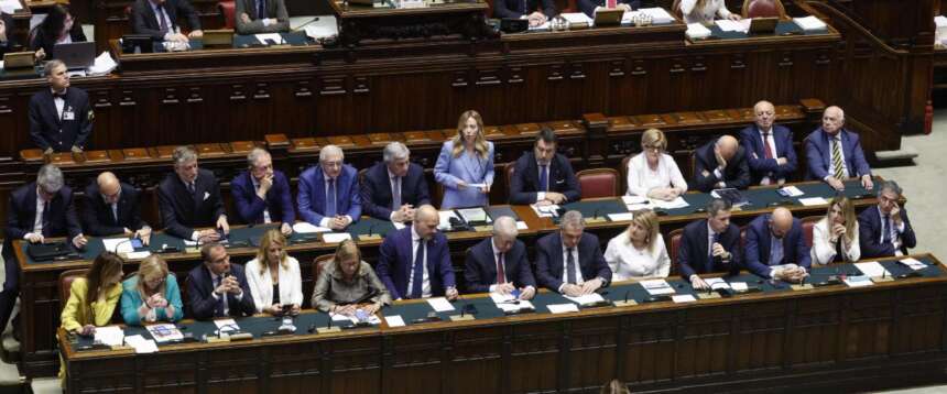 Il messaggio di Meloni a “volonterosi” e burocrati Ue: «Servono chiarezza delle scelte e serietà sugli impegni assunti»