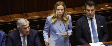 Meloni alla Camera in vista del Consiglio Europeo. Da Kiev all’Iran, dall’energia alla sicurezza: ecco la linea del Governo