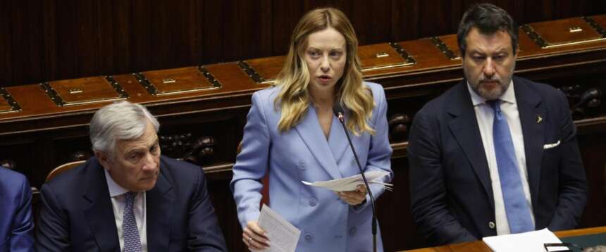 Meloni alla Camera in vista del Consiglio Europeo. Da Kiev all’Iran, dall’energia alla sicurezza: ecco la linea del Governo