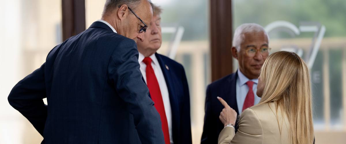 meloni trump fidanza e procaccini spiegano quello che la sinistra non capisce italia mai suddita meloni non arretra per un maschio alpha da Secoloditalia.it meloni trump fidanza e procaccini spiegano quello che la sinistra non capisce italia mai suddita meloni non arretra per un maschio alpha