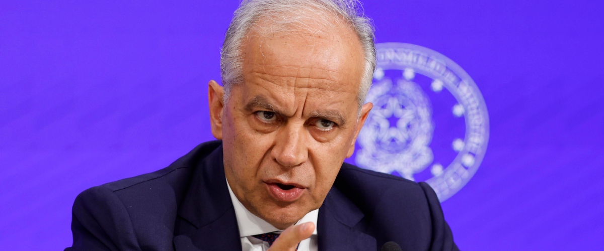 piantedosi arrivi irregolari gi249 del 77 e 40 di rimpatri ecco i numeri del governo meloni sull8217immigrazione da Secoloditalia.it piantedosi arrivi irregolari gi249 del 77 e 40 di rimpatri ecco i numeri del governo meloni sull8217immigrazione