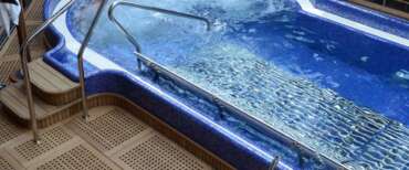 Sicurezza in piscina, Meloni scrive alla mamma del piccolo Matteo: “Subito una legge quadro, contate su di me”