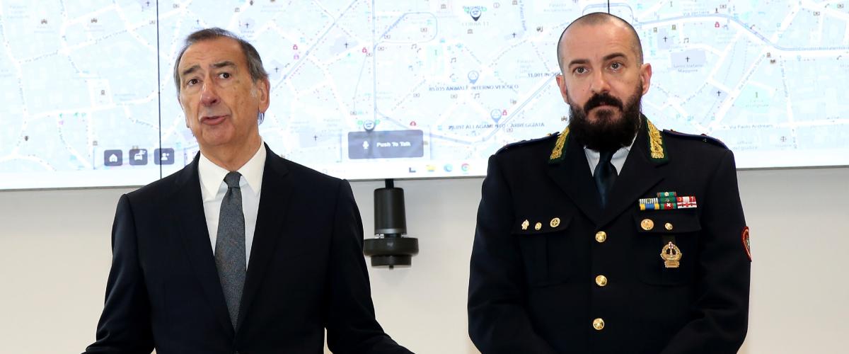 il ricatto del pd ai vigili milanesi s236 ai taser ma solo con i corsi su stranieri e lgbt da Secoloditalia.it il ricatto del pd ai vigili milanesi s236 ai taser ma solo con i corsi su stranieri e lgbt