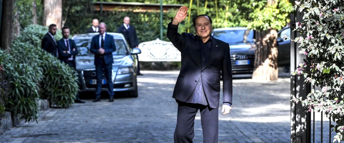 tre anni fa l8217addio a silvio berlusconi il ricordo di meloni un protagonista assoluto della vita politica italiana da Secoloditalia.it tre anni fa l8217addio a silvio berlusconi il ricordo di meloni un protagonista assoluto della vita politica italiana
