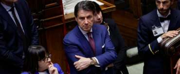 Insulti a Meloni, Conte ancora più squallido di Silvestri: la sua giustificazione è un orrore