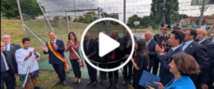 L’inaugurazione del campo da basket a Tor Bella Monaca