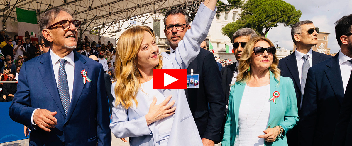 2 Giugno, i video da brivido: dalla standing ovation alla Meloni al passaggio della Folgore e dei Bersaglieri