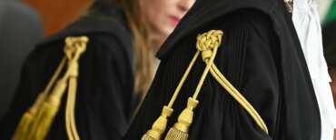 Abusi su una donna francese dal convivente: la pm archivia e la Cedu bacchetta la toga e sanziona l’Italia