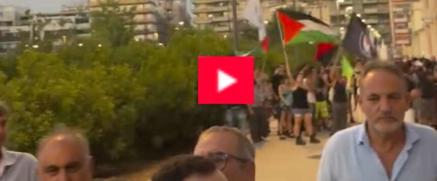 Bari, antagonisti provano ad attaccare il sit-in di FdI. Melchiorre: “Noi a favore della sicurezza, non accogliamo provocazioni” (video)