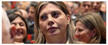 Caso Almasri, la Corte costituzionale dà ragione al Parlamento: “Ammissibile il conflitto di interessi su Bartolozzi”