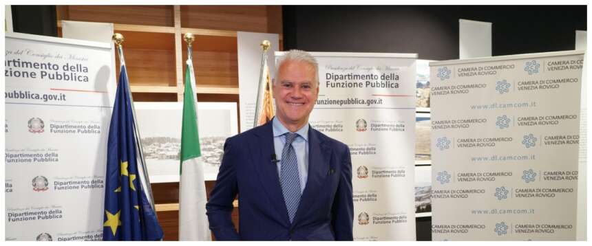 Rinnovato il contratto per gli Enti locali: dal governo un aumento di 150 euro, persino Landini esulta