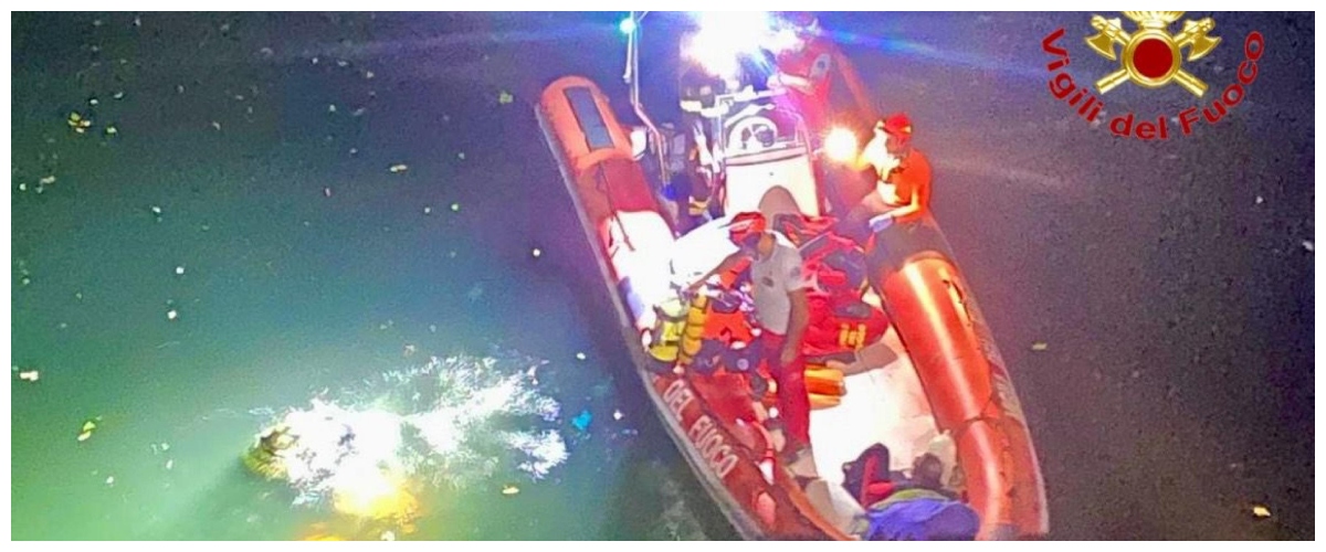 ancora una tragedia in acqua ritrovato il corpo della bambina di nove anni che si era tuffata nel lago di como da Secoloditalia.it ancora una tragedia in acqua ritrovato il corpo della bambina di nove anni che si era tuffata nel lago di como