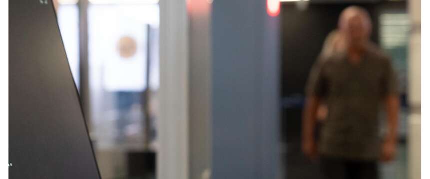 Perde il volo perché diabetico e non passa lo scanner di controllo: bambino italiano di 9 anni fermato all’aeroporto di Londra