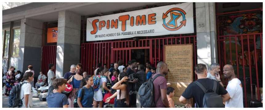 Roma, incendio nel centro sociale Spin time. Mollicone: “Basta zone franche nel cuore di Roma”