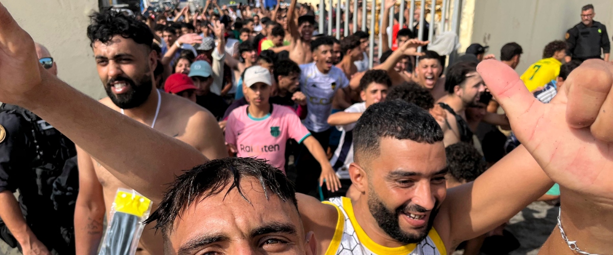 Ceuta esplode, la sinistra senza vergona accusa Meloni di sciacallaggio per il disastro spagnolo. Gara a chi la spara più grossa
