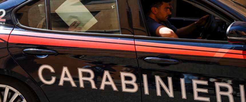 Permessi di soggiorno “facili” e contratti fantasma: un altro blitz contro l’immigrazione illegale, quattro arresti a Nuoro