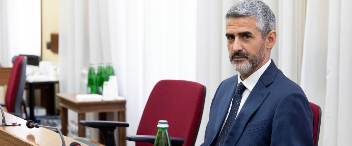 fraccaro ha confermato di aver taciuto su mascherine inidonee audizione a sorpresa in commissione covid da Secoloditalia.it fraccaro ha confermato di aver taciuto su mascherine inidonee audizione a sorpresa in commissione covid