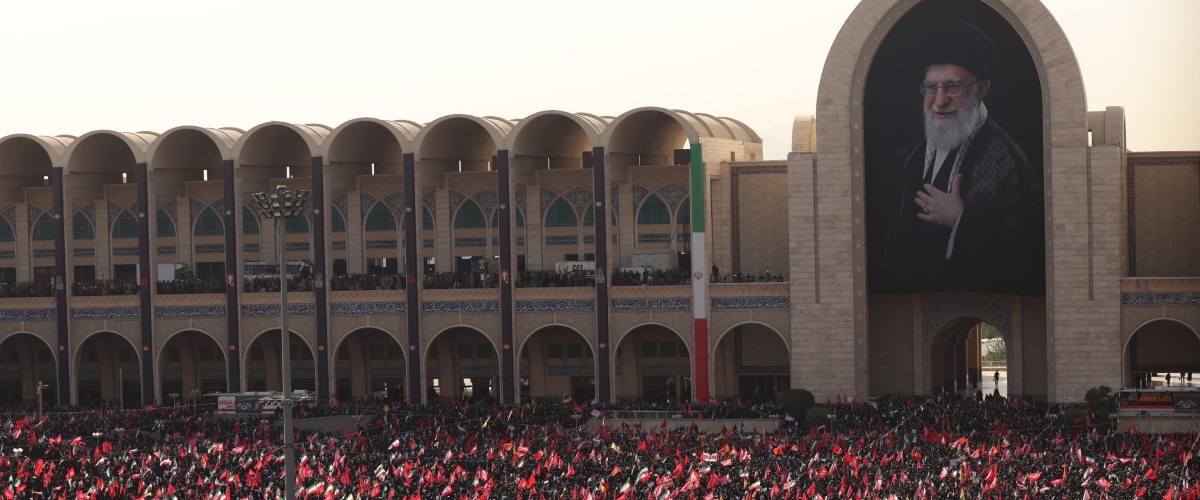 iniziati i funerali di khamenei minacce a usa e israele e nessuna traccia di mojtaba da Secoloditalia.it iniziati i funerali di khamenei minacce a usa e israele e nessuna traccia di mojtaba