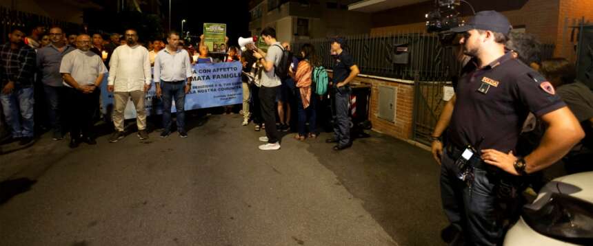 Strage di Casalotti, il giallo delle rete di coperture della comunità bengalese per la fuga e il mistero del presunto killer ancora introvabile