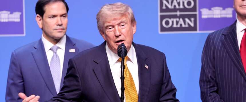 “Se mi uccidono, annientateli”, Trump su tutte le furie dopo la scoperta del piano segreto iraniano