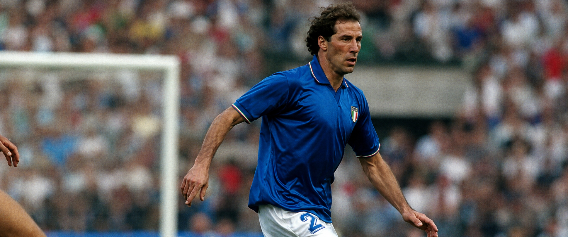 Giallo su Franco Baresi, leggenda del calcio italiano. “E’ morto”. Ma il Milan smentisce: “Falso” Giallo su Franco Baresi, leggenda del calcio italiano. “E’ morto”. Ma il Milan smentisce: “Falso”