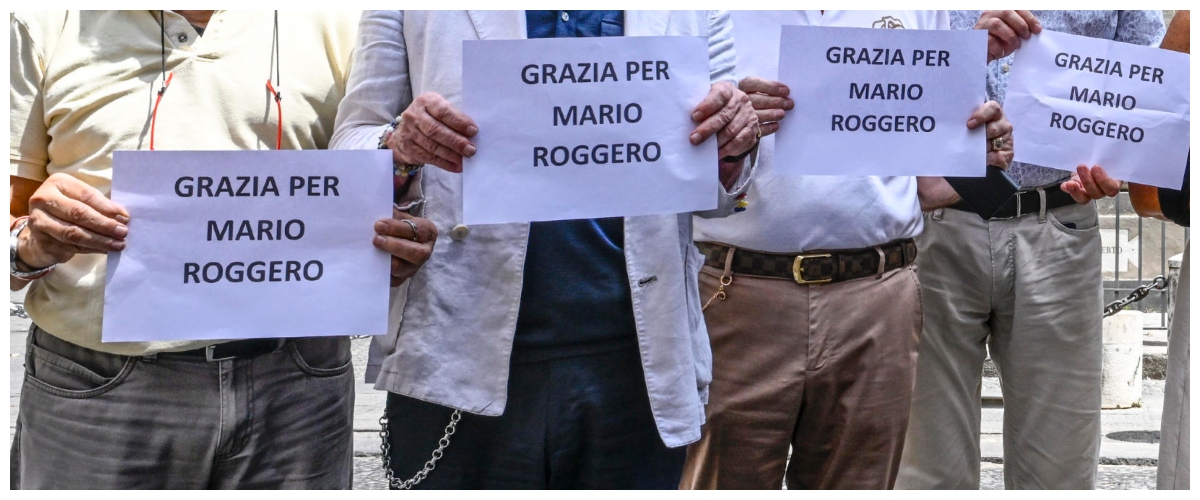 Mario Roggero si costituisce. La moglie del gioielliere chiede la grazia a Mattarella, Meloni: “Basta risarcimenti ai delinquenti”