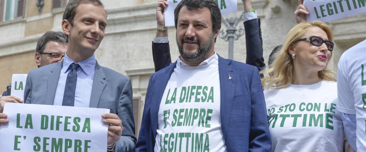 basta risarcimenti a chi commette reati il ddl della lega per completare la legittima difesa da Secoloditalia.it basta risarcimenti a chi commette reati il ddl della lega per completare la legittima difesa