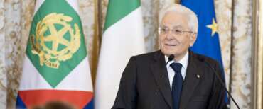 Mattarella compie 85 anni e festeggia con i nipoti. Meloni: “Grazie per il servizio che rende all’Italia”