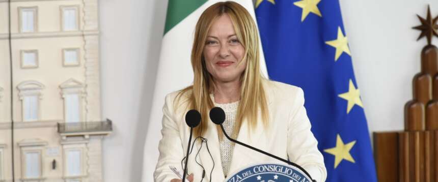 Meloni a tutto campo: “Tolleranza zero con i violenti, Lepore irresponsabile. L’Italia non è più il campo profughi d’Europa”
