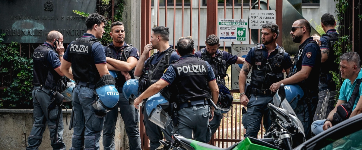 Baby gang, maxi blitz della Polizia: 539 arresti e fermi in tutta Italia. Sequestrate armi e tonnellate di droga