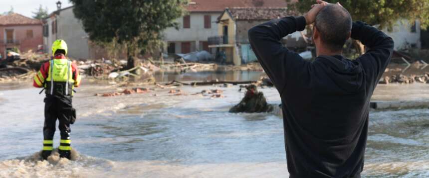 Alluvione Emilia-Romagna, 14 a rischio processo, il Pd trema. FdI: avevamo ragione, responsabilità evidenti
