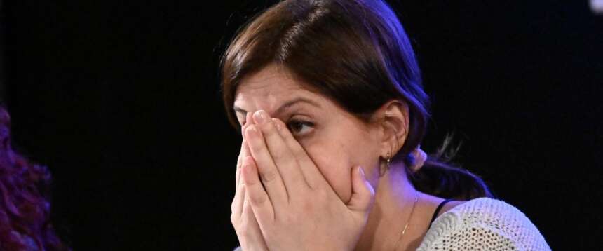 Salis (al potere) e licenzi: la compagna Ilaria condannata per aver mandato a casa due collaboratori senza giusta causa