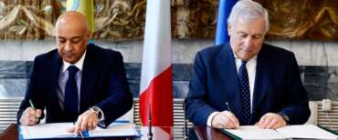 La firma del Memorandum d’intesa tra il ministro degli Esteri Antonio Tajani e il segretario generale del Consiglio di Cooperazione del Golfo, Jasim AlBudaiwi
