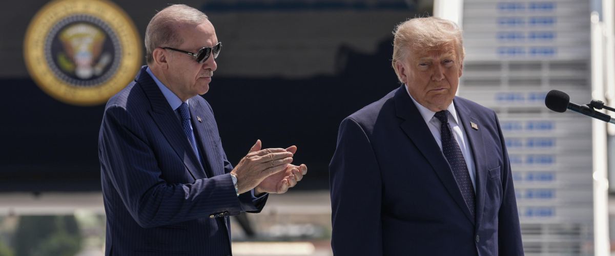 la capriola di trump ad ankara meloni mi piace 232 una brava persona ma non c8217232 stata sull8217iran da Secoloditalia.it la capriola di trump ad ankara meloni mi piace 232 una brava persona ma non c8217232 stata sull8217iran