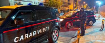 “Allah lo vuole”, 19enne fa irruzione a casa di una ragazza perché vuole vivere con lei: arrestato