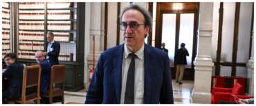Meno male che Bonelli c’è: l’ultima accusa a Meloni è di “climafreghismo” perché nell’Ue si parla di Ceuta invece che del caldo